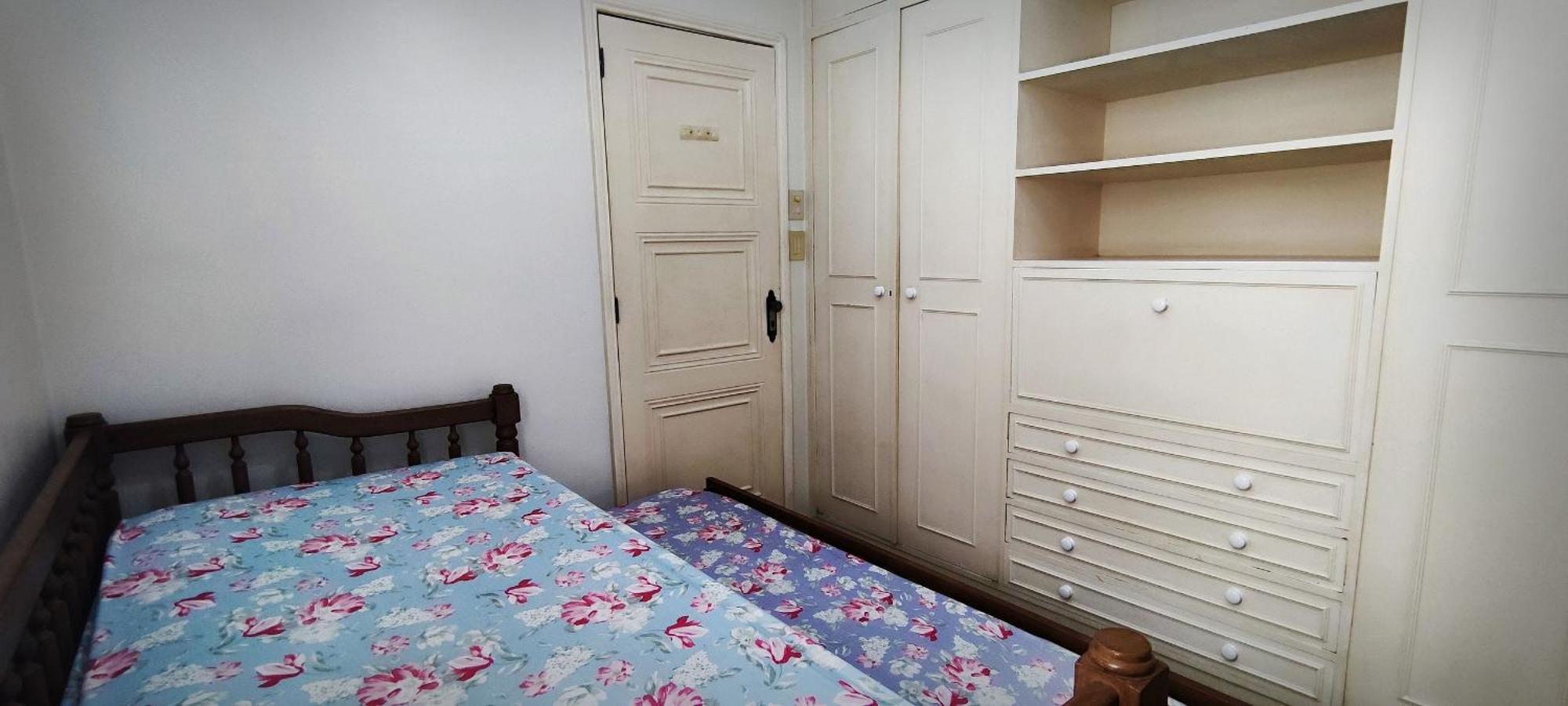 Apartamento - Quadra Da Praia De Copacabana *